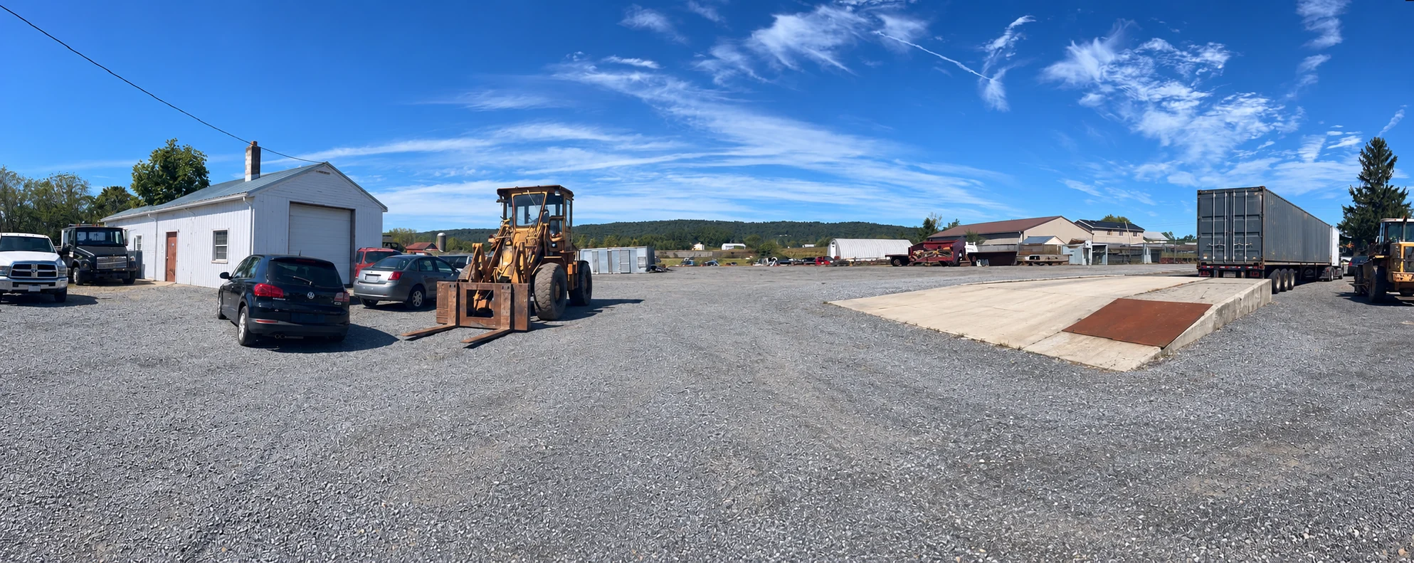 A wide view of the Eashs yard